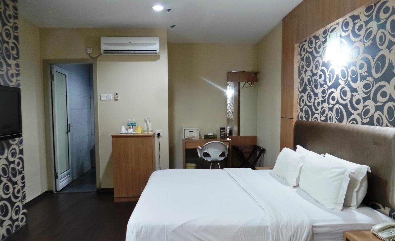 Baguss City Hotel Johor Bahru Exterior foto